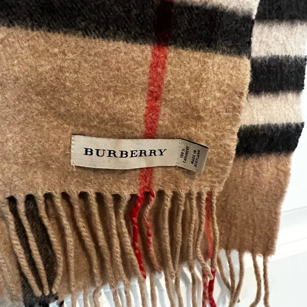 Burberry Tan Plaid Scarf - Picture 4 of 7